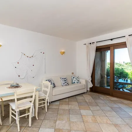 Belvedere 18 - 3 Shared Pool Apartment Olbia