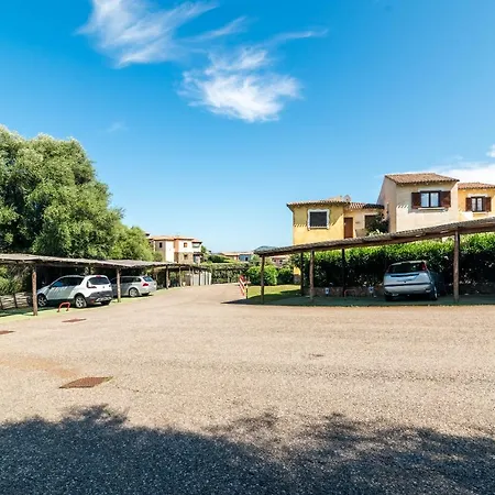 Belvedere 18 - 3 Shared Pool Apartment Olbia